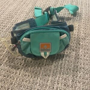 Nathan running pack holster for water bottles